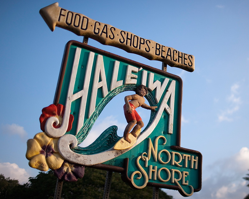 haleiwa-sign